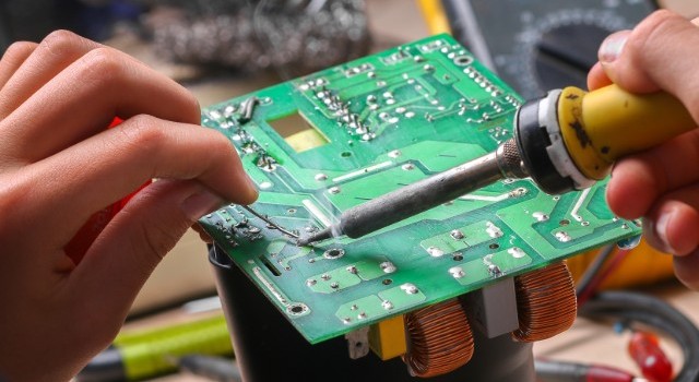 Best beginner soldering deals iron