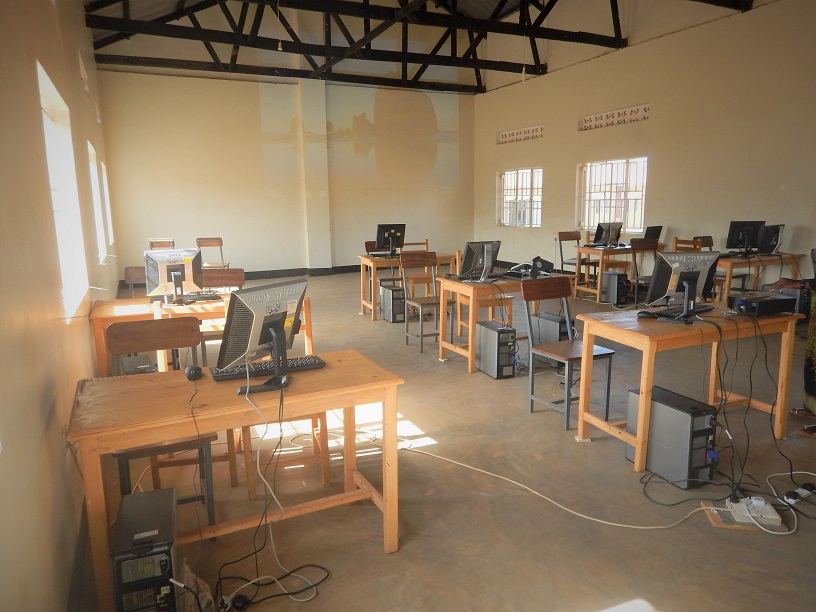 IT Lab furnished by TME Education