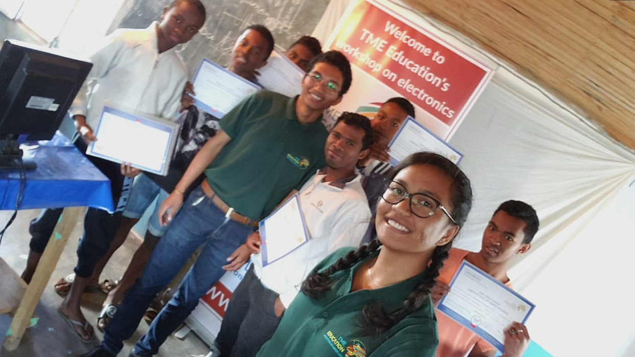 First TME Education full-time training in Madagascar!