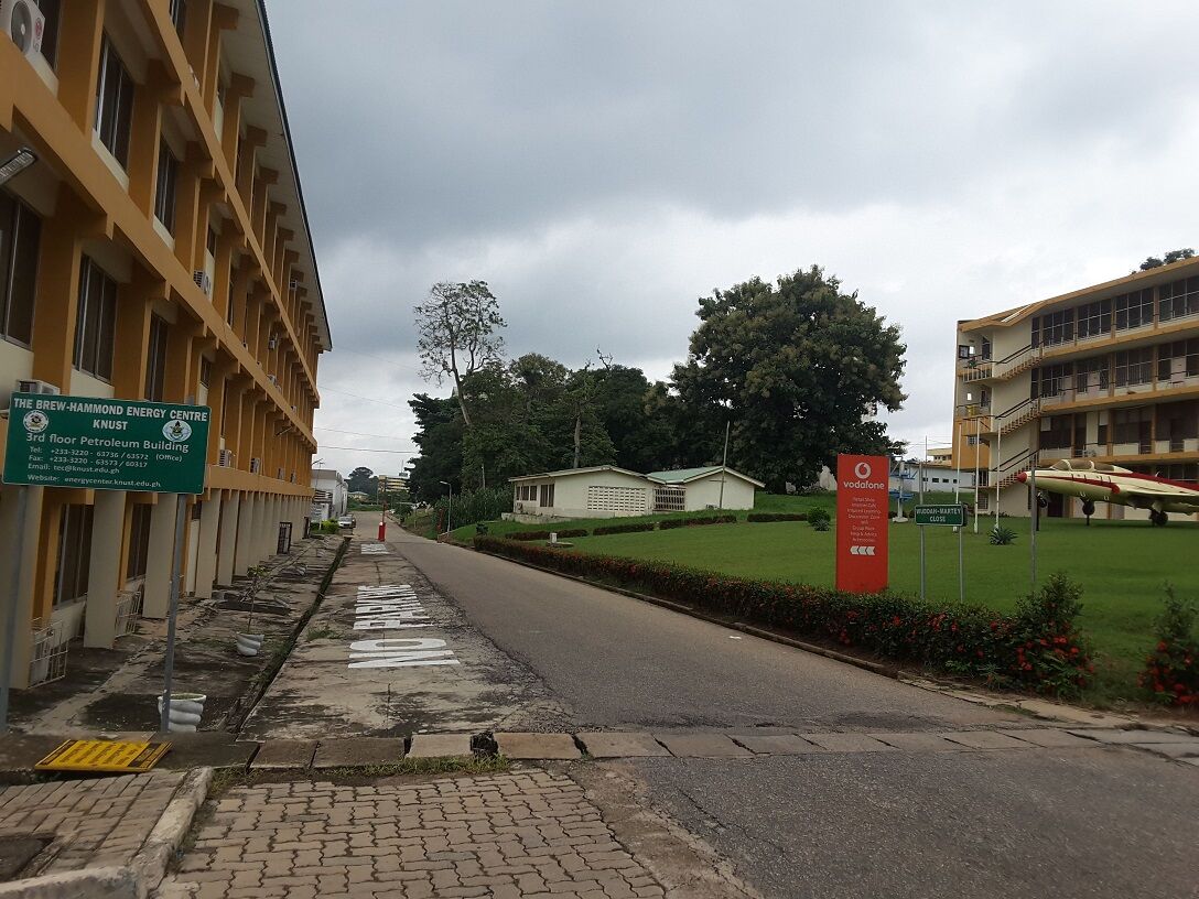 TME Education Electronics Lab in Ghana under construction!