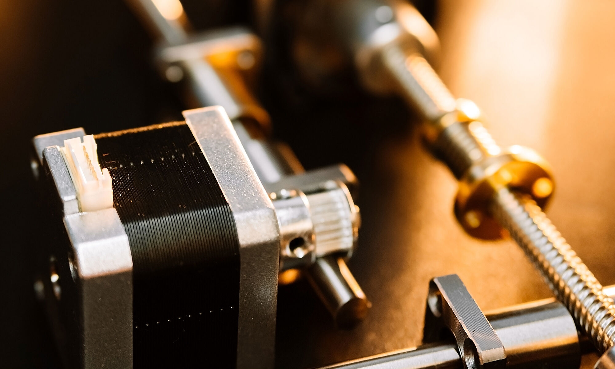 Stepper motors (stepping motors) – types and applications
