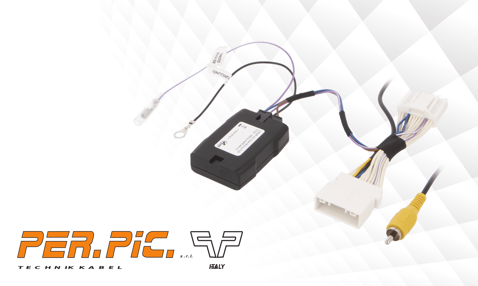 Adaptadores de la marca Per.Pic para conectar una cámara de visión trasera