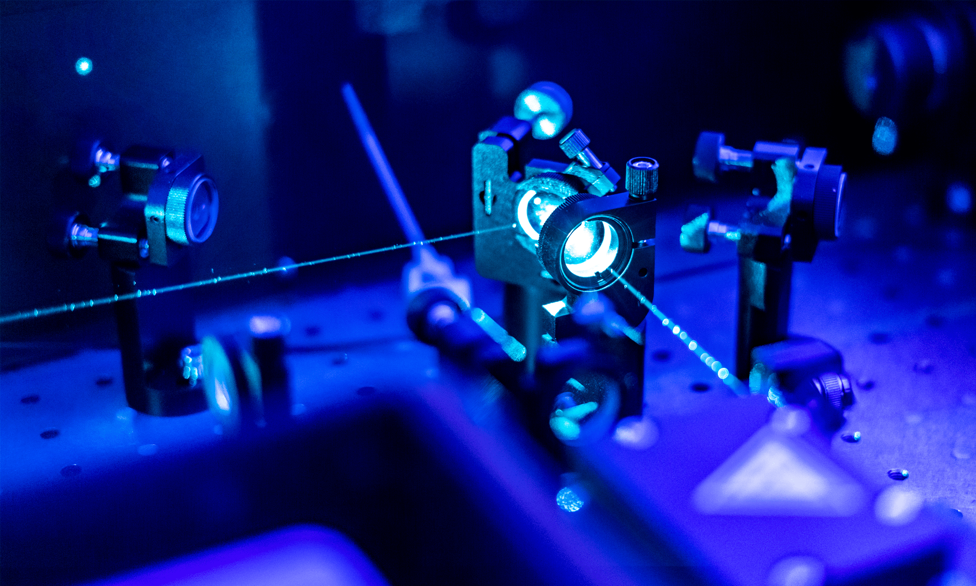 Laser diode, photons – lasers in electronic engineering